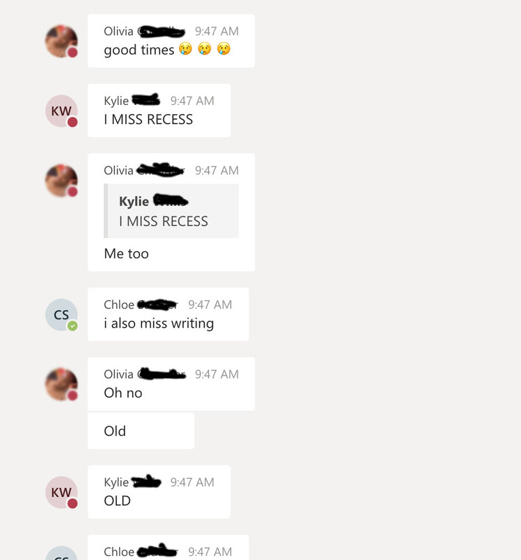 Multiple messages in a group chat online.