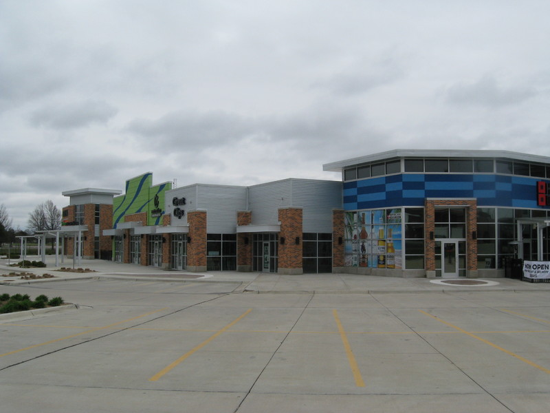 Image of an empty outdoor mall.